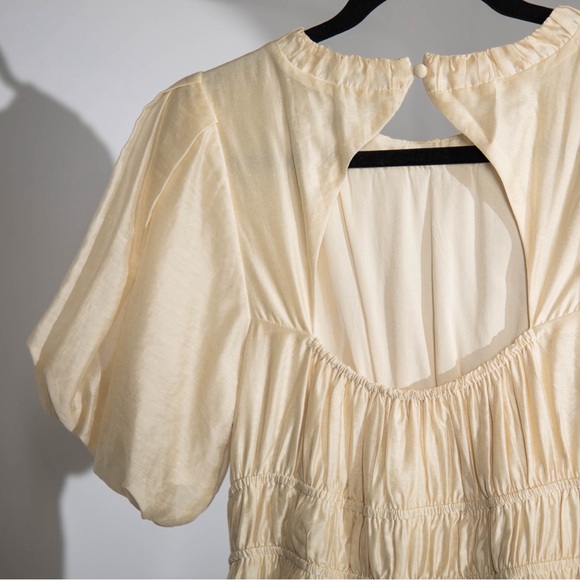 (SOLD) - MOON RIVER Women's Shirred Puff Sleeve Back Cut-Out Midi Dress - Size S - Picture 9 of 13